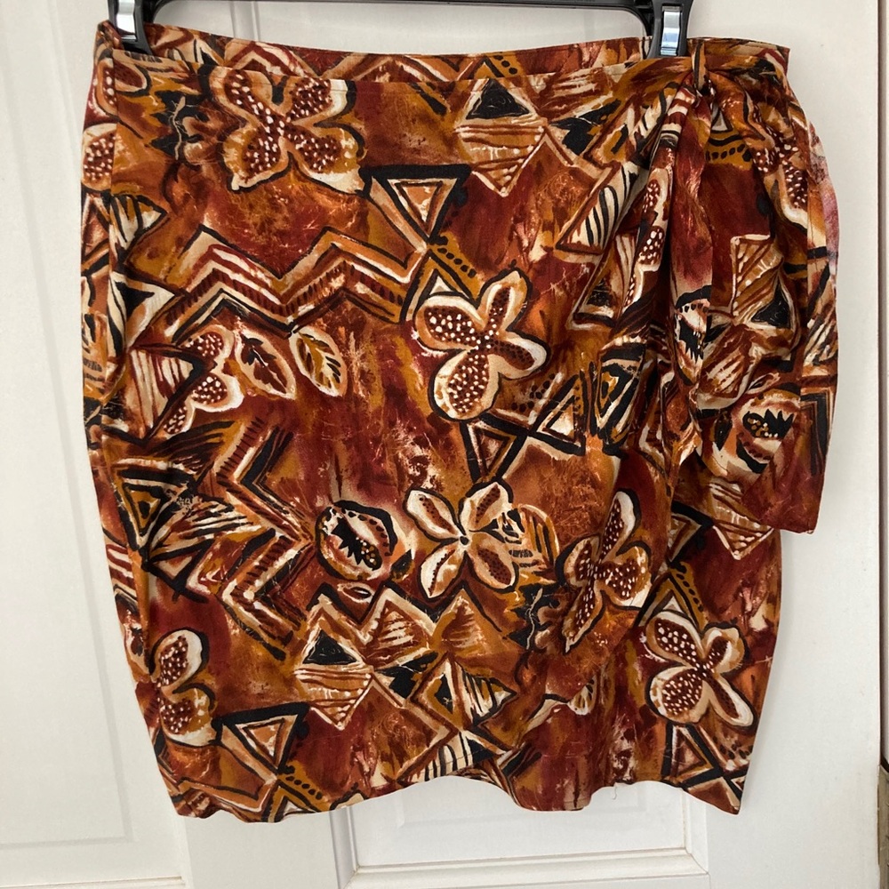 Contempo Casuals Vintage Patterned Wrap Skirt
